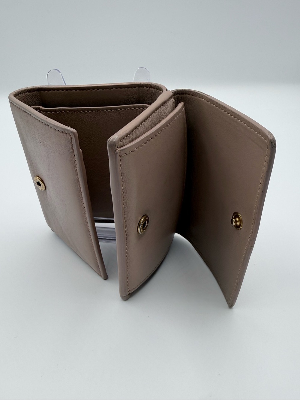 Saint Laurent l Trifold mini Wallet-Taupe Leather - Picture 9 of 16